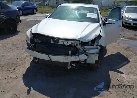 2014 Chevrolet Malibu 2Lz z USA, uszkodzony, nr VIN 1G11J5SX4EF276140